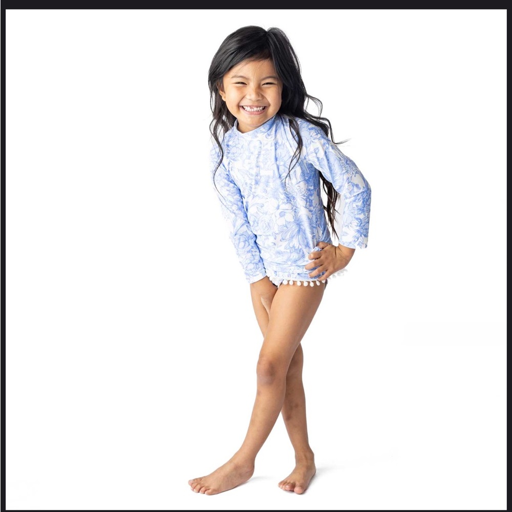 NWT Shade Critters Rashguard Swimsuit Set - 2T